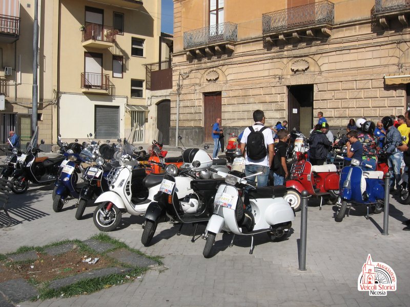 VESPA DAY